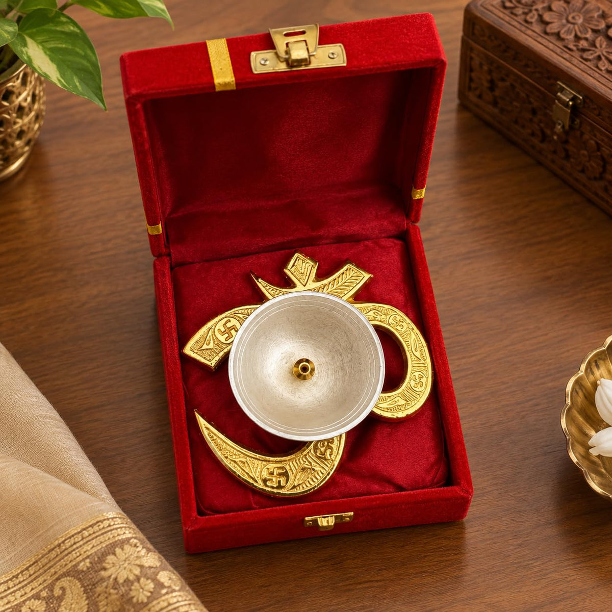 Om Pooja Diya – Set of 2